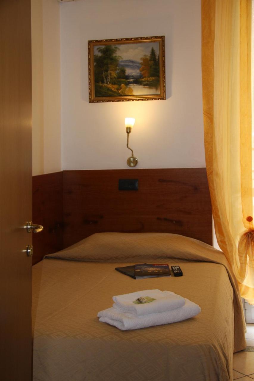 Hotel Adelchi Milano Eksteriør billede