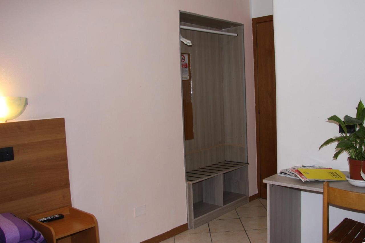 Hotel Adelchi Milano Eksteriør billede